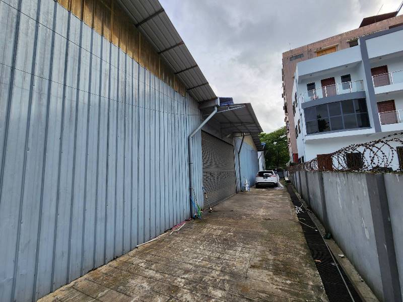 Gallery for Warehouse For Rent Sat Mu Lane,Tamwe Township.