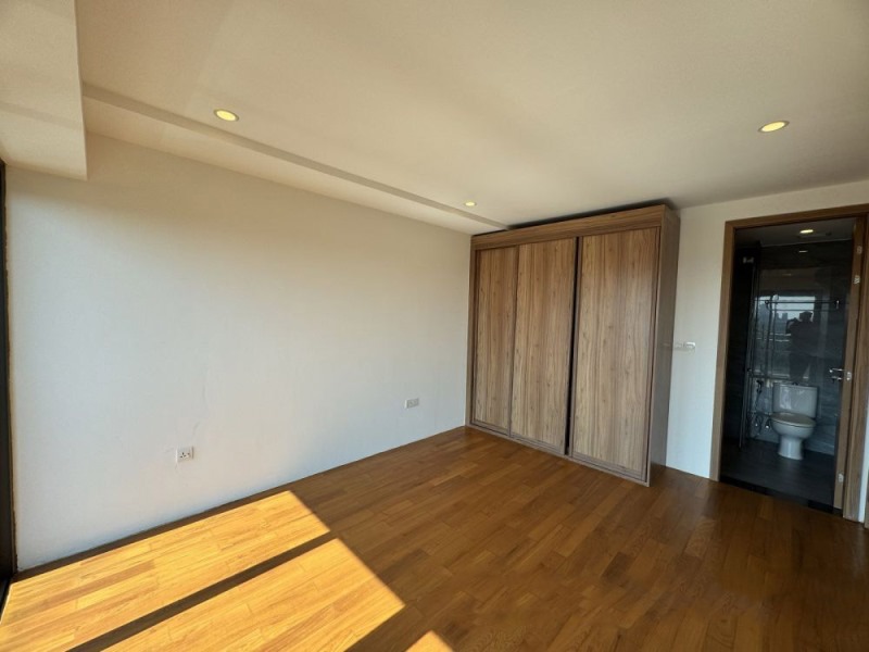 Gallery for Condo For Sale U Htun Nyein Street,Diamond Inya Palace Luxuy Condo,Mayangone Township.