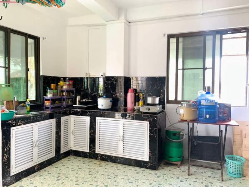 Gallery for SouthOkkalapa Township,6-Ward,KoneBaung Lane, 3rd Floor For Sale.(Fully Furnished) ,