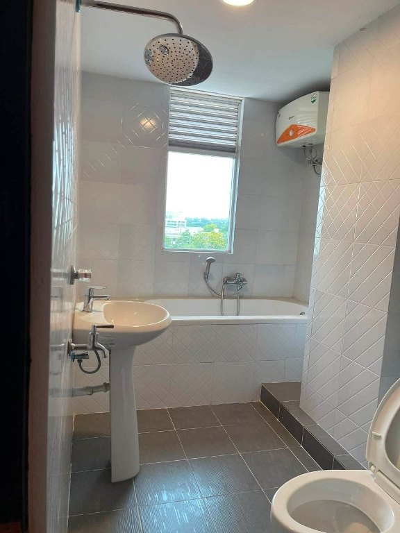 Gallery for ShweMoeKaung Condo(High Floor)For Sale,Yankin Township.